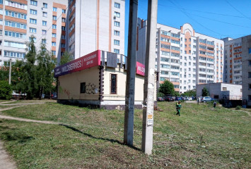 покос травы по улицам Крупской и Коммунальной - фото - 1